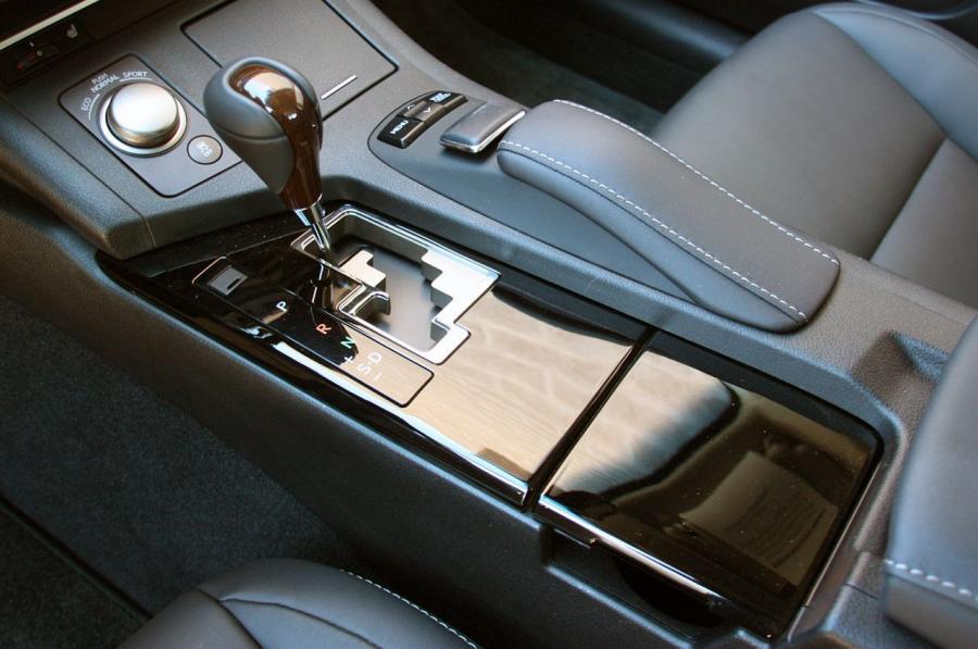  Lexus ES350 2013 года  (фото 24 из 64)